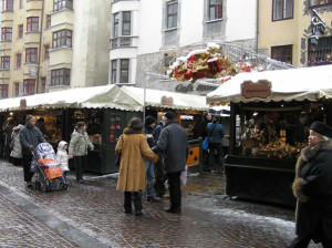 Marché de Noël à Innsbruck, Autriche. Auteur et Copyright Liliana Ramerini...